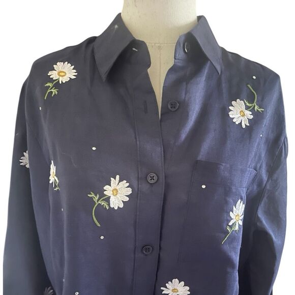 Quacker Factory Blue Floral Button Down Blouse Size Small - Picture 2 of 5